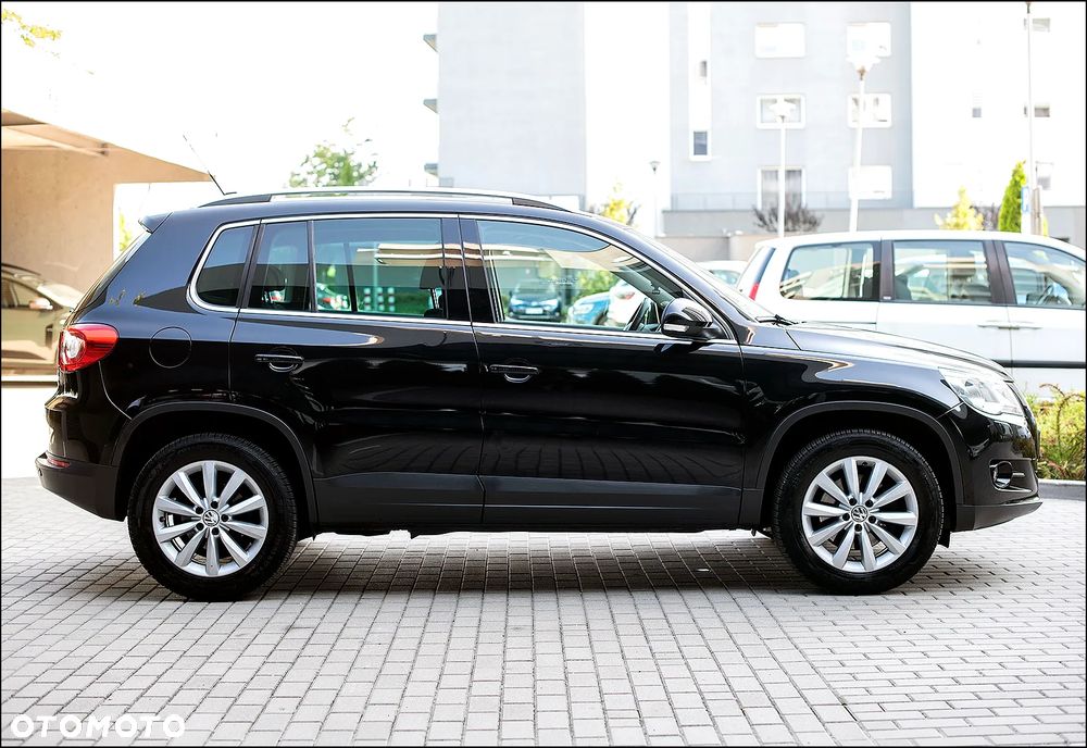 Volkswagen Tiguan - 5