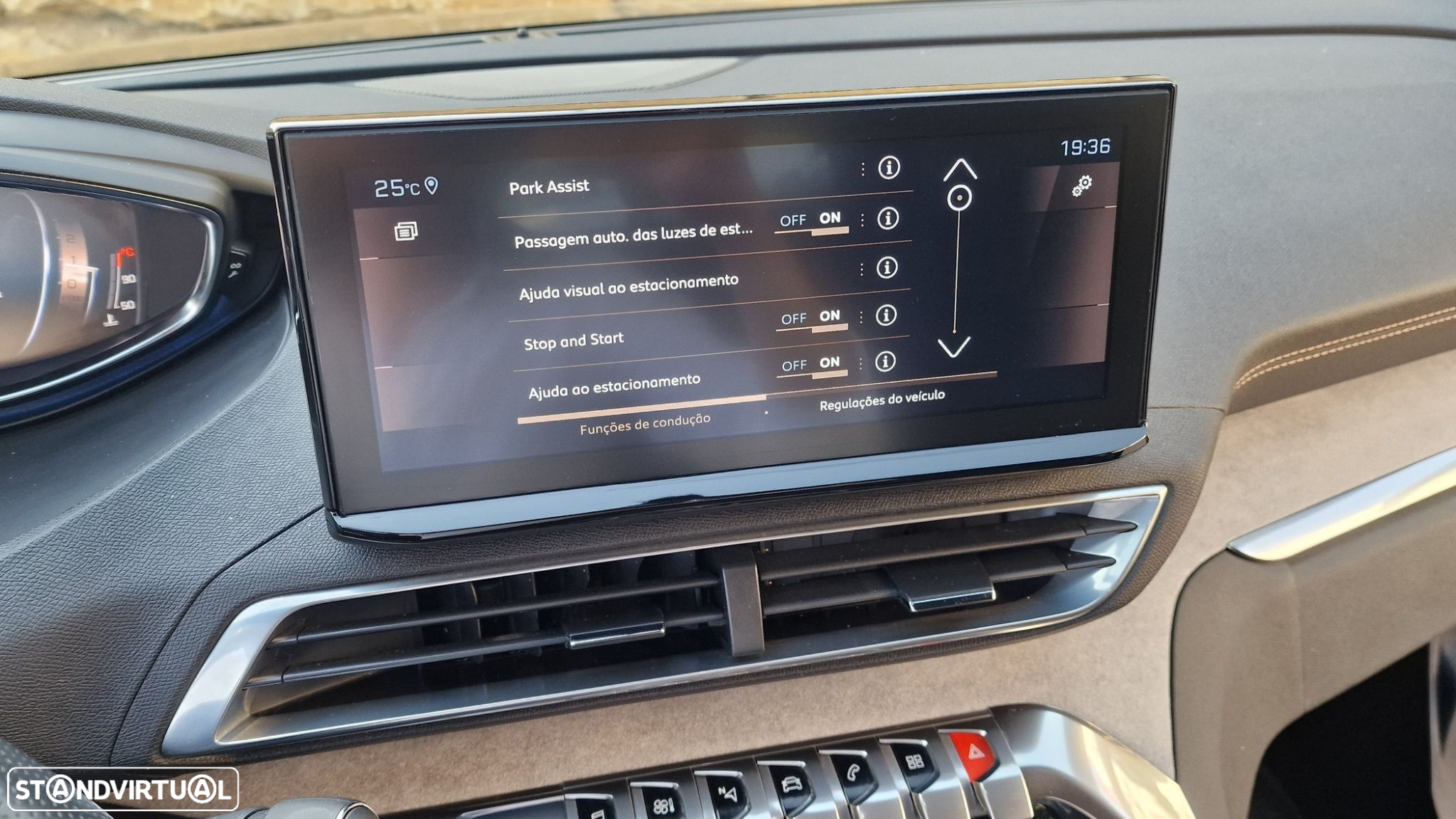 Peugeot 5008 1.5 BlueHDi GT Pack EAT8 - 28