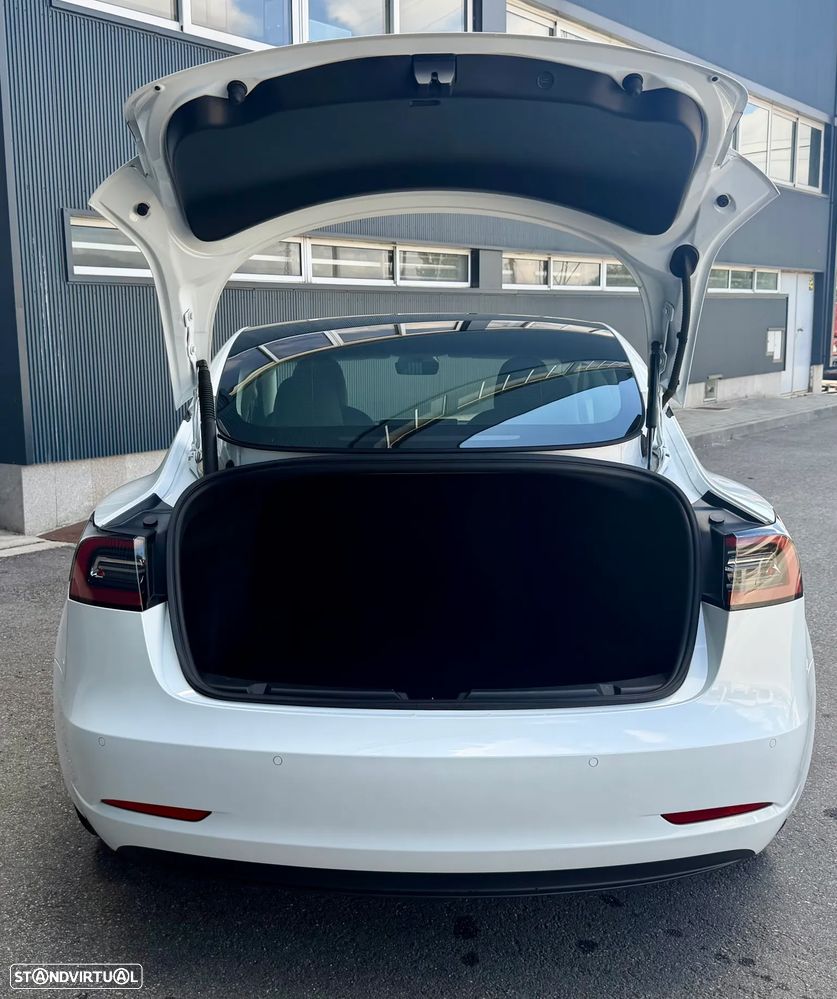 Tesla Model 3 Performance Dual Motor AWD - 18