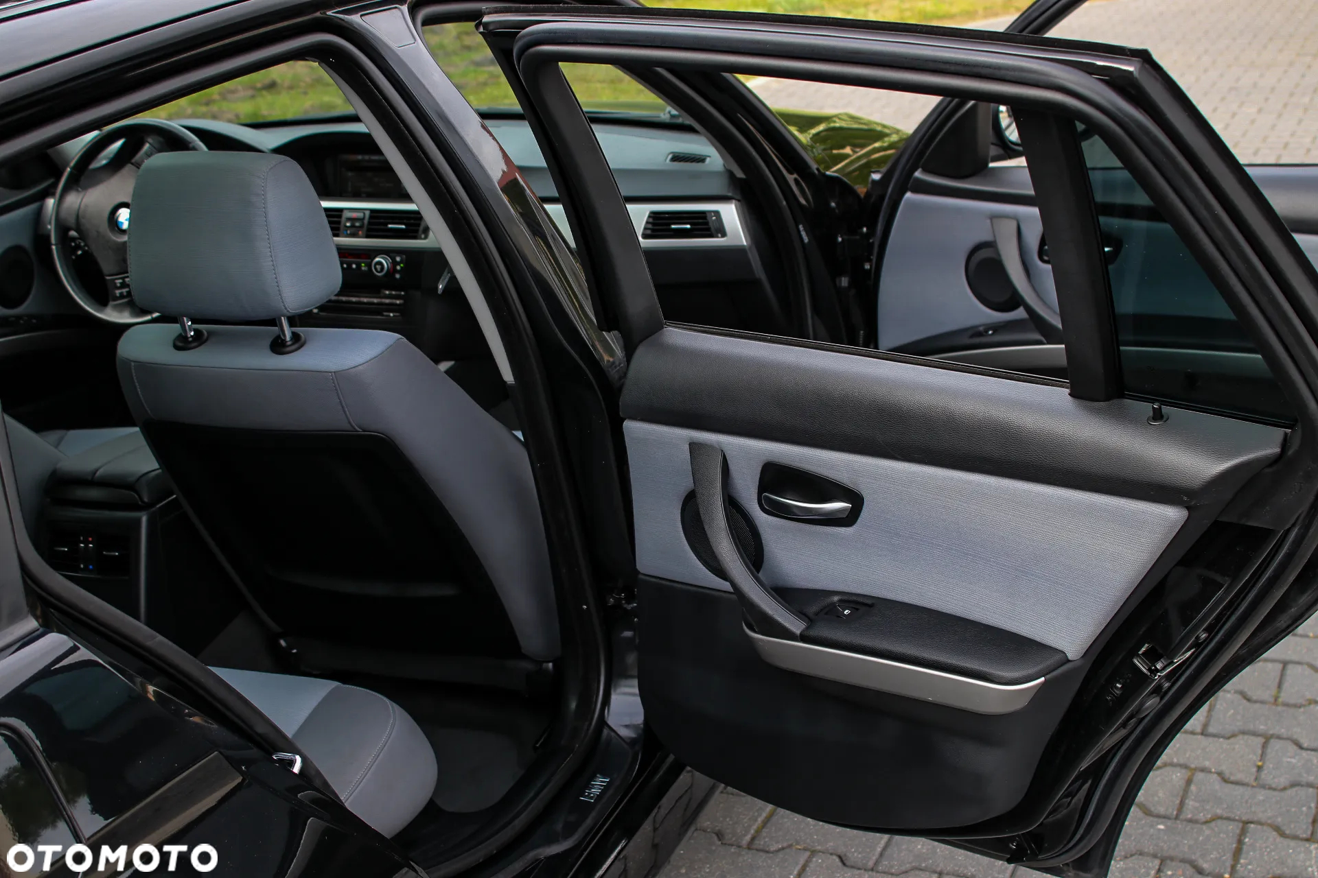 BMW Seria 3 320d - 25