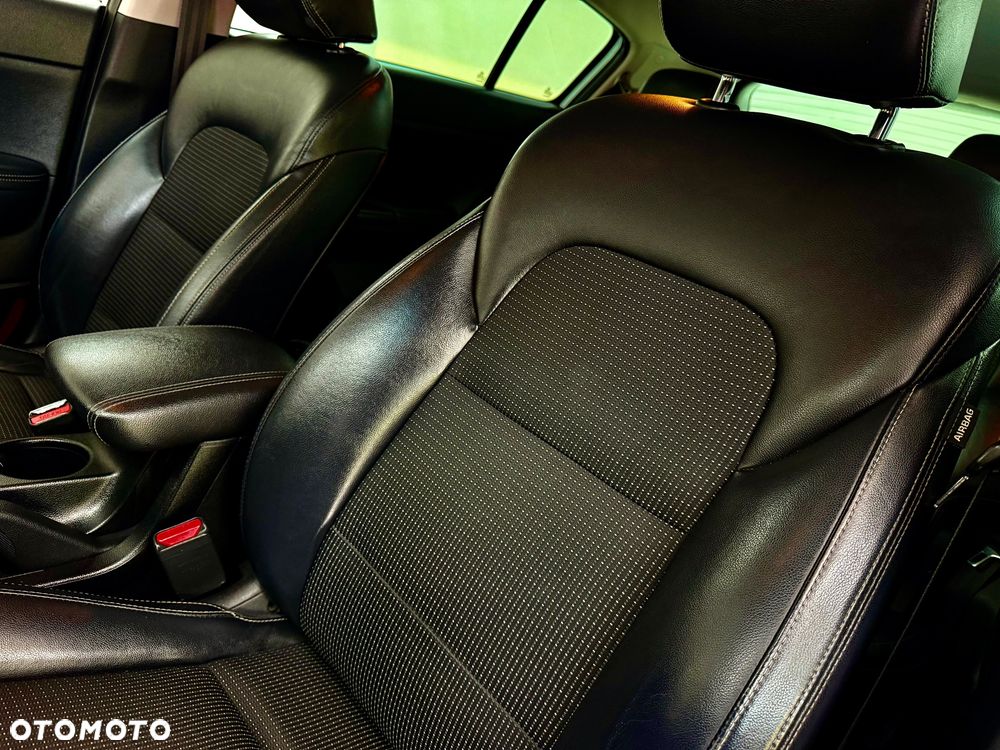 Kia Sportage 1.7 CRDI Business Line L 2WD - 21