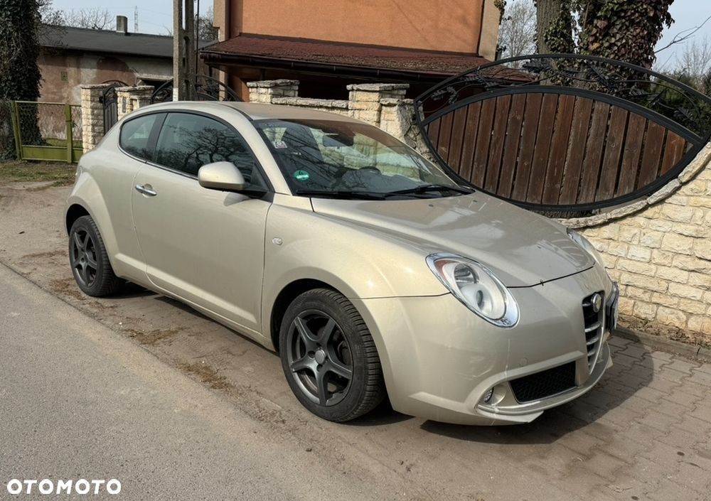 Alfa Romeo Mito 1.4 Distinctive EU6 - 1