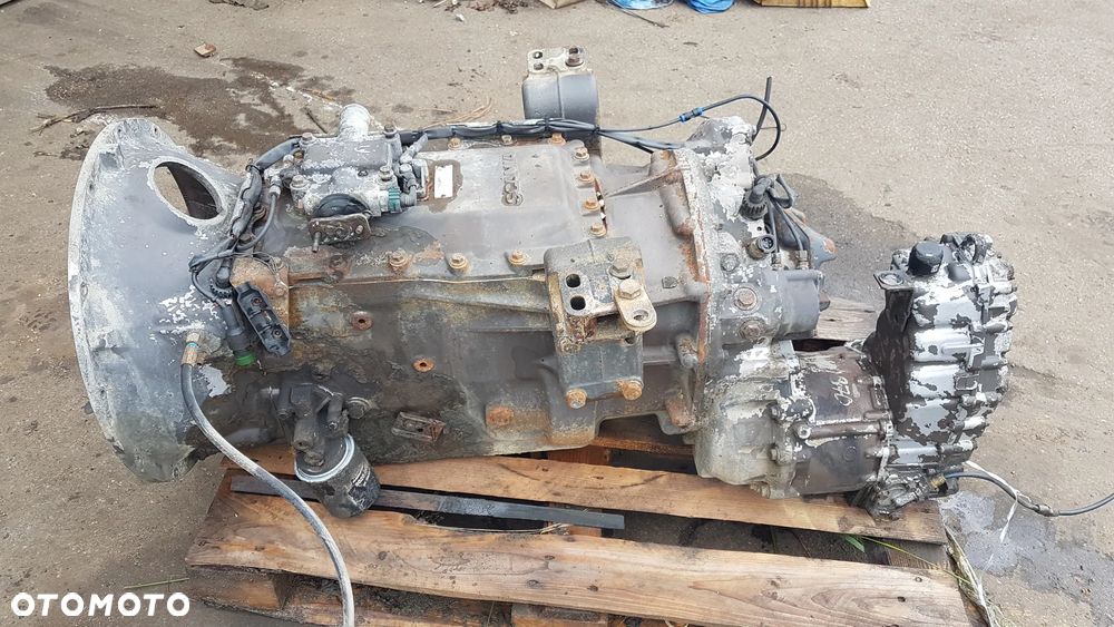 SKRZYNIA BIEGÓW GRS900 R SCANIA R - 1