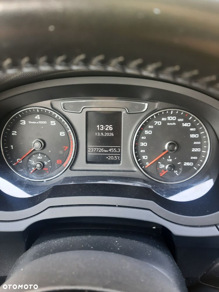 Audi Q3 2.0 TFSI Quattro S tronic - 6