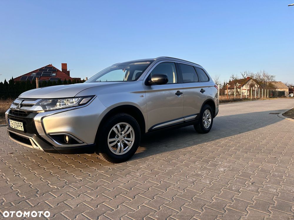 Mitsubishi Outlander - 13