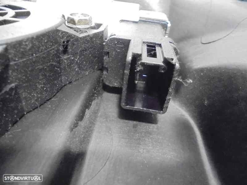 ELEVADOR DE VIDRO FRONTAL DIREITO MAZDA 6 HATCHBACK 2004 -GJ6A5858X - 4