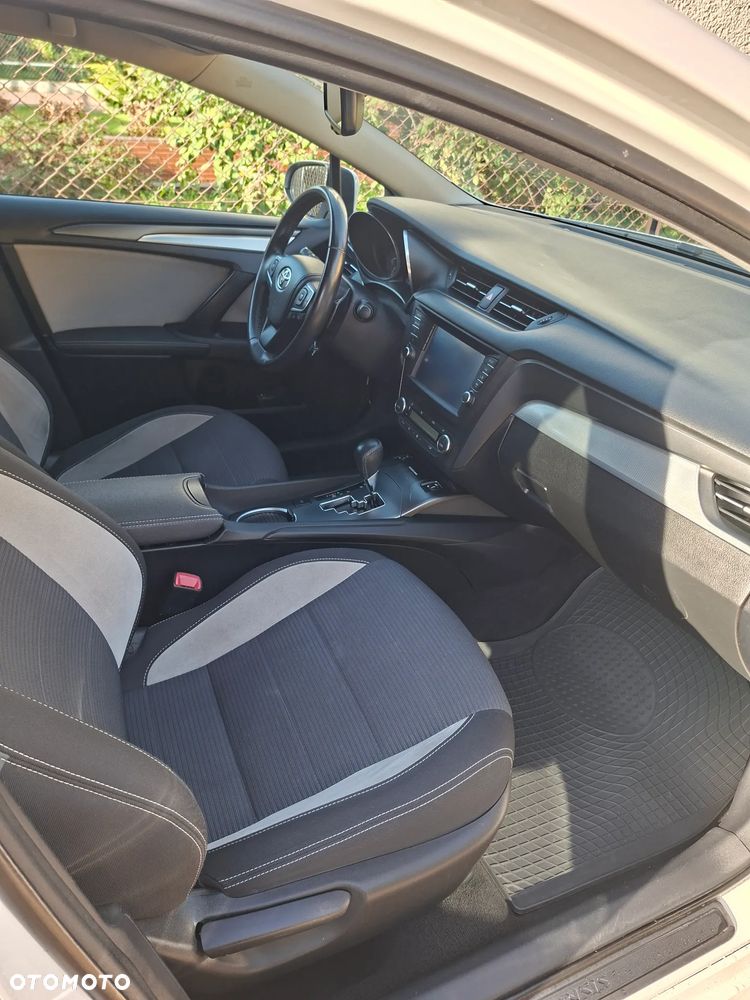 Toyota Avensis Touring Sports 1.8 Multidrive S Edition-S - 15