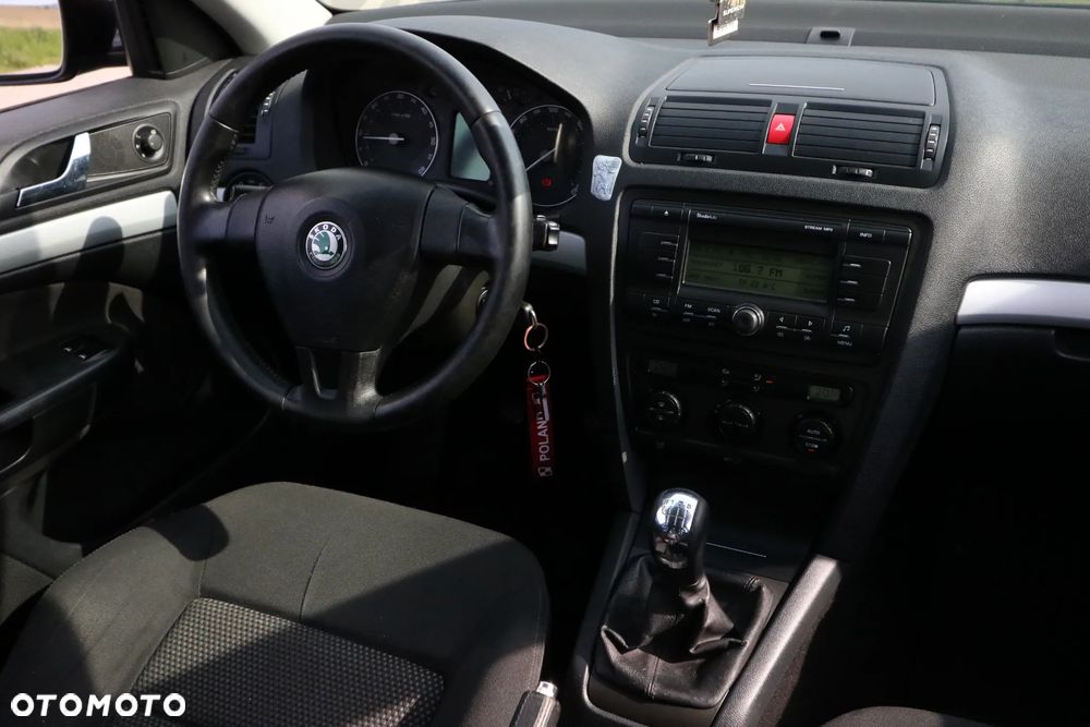 Skoda Octavia 2.0 TDI DPF Elegance - 8
