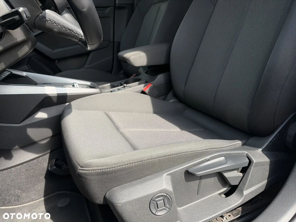 Audi A3 Sportback 35 TFSI mHEV S tronic - 11