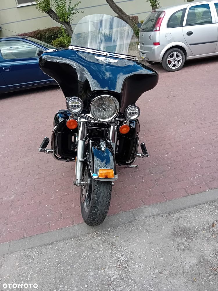 Harley-Davidson FLHTCU Ultra - 2