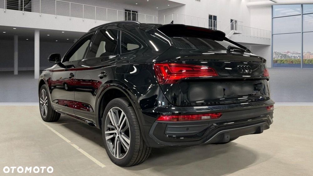 Audi Q5 Sportback - 5