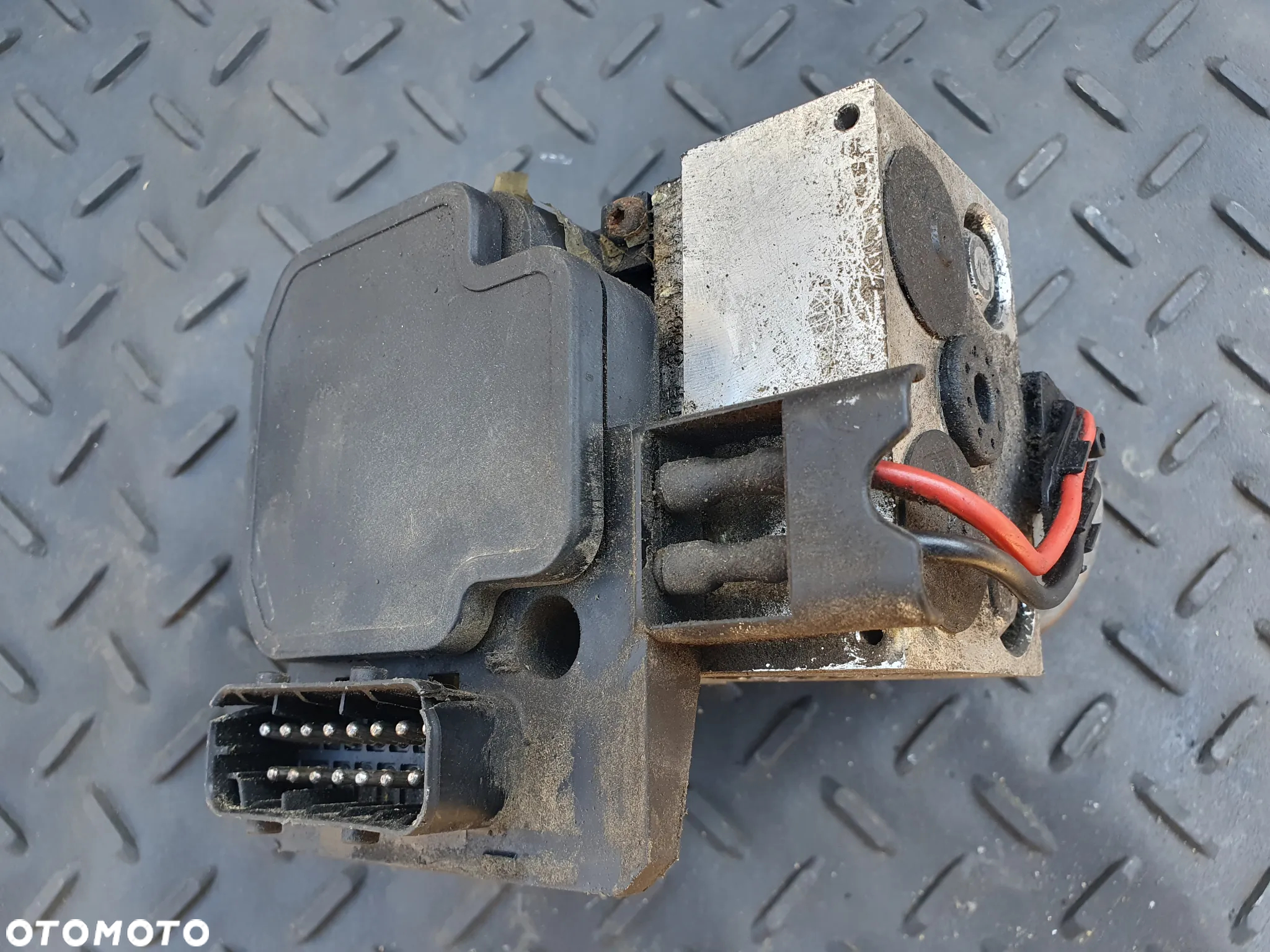 AUDI A4 B5 A6 C5 VW PASSAT B5 POMPA ABS STEROWNIK 0265202401 8E0614111T 0130108097 BOSCH ORYGINAŁ AUDI A4 B5 A6 C5 VW PASSAT B5 POMPA ABS STEROWNIK 0265202401 8E0614111T 0130108097 BOSCH ORYGINAŁ - 4