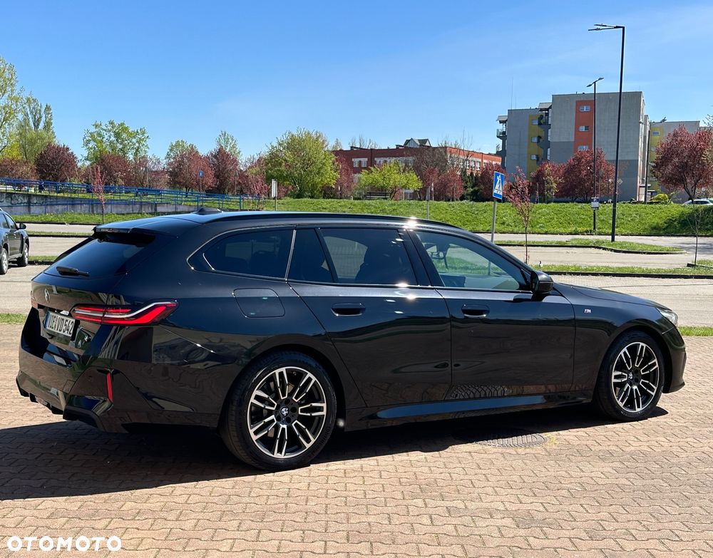 BMW Seria 5 520d xDrive - 13