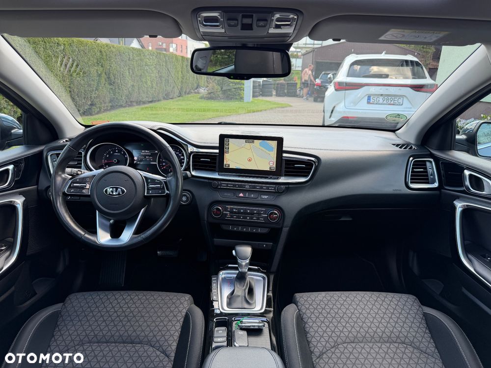 Kia Ceed 1.4 T-GDI DCT OPF Platinum Edition - 16