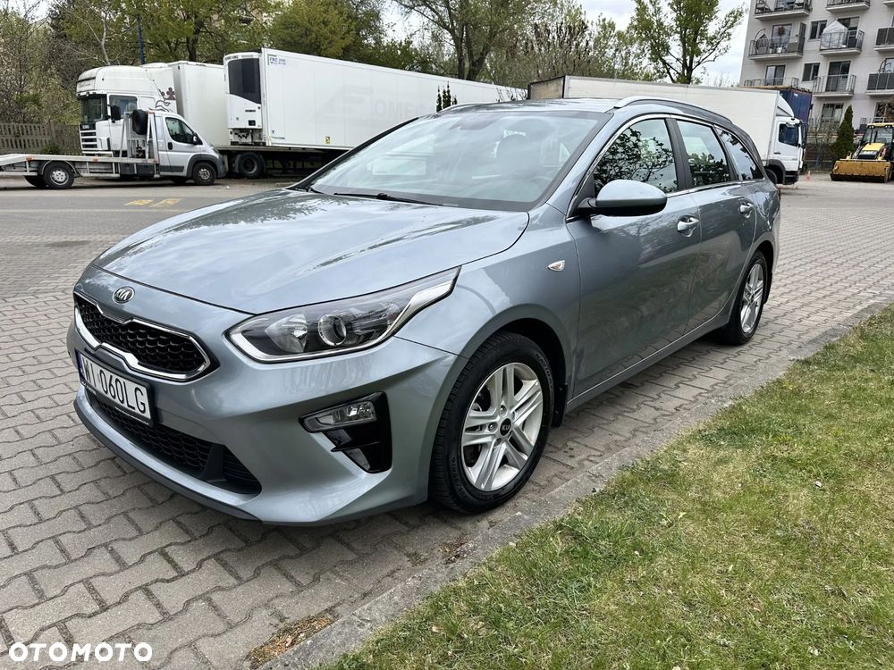 Kia Ceed 1.5 T-GDI M DCT - 9