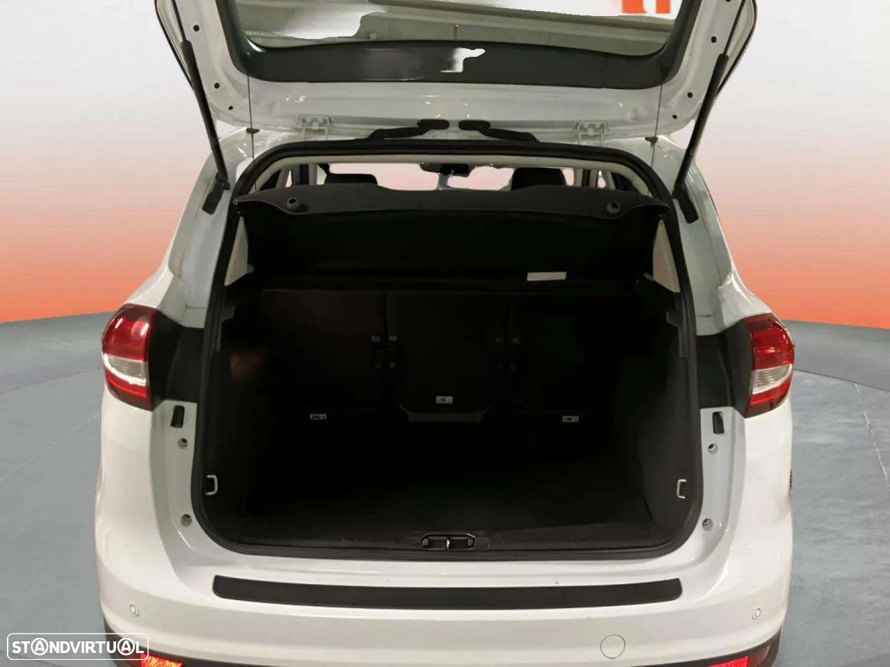 Ford C-Max - 16