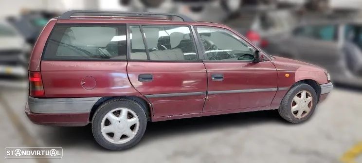 OPEL ASTRA F PARA PEÇAS - 4