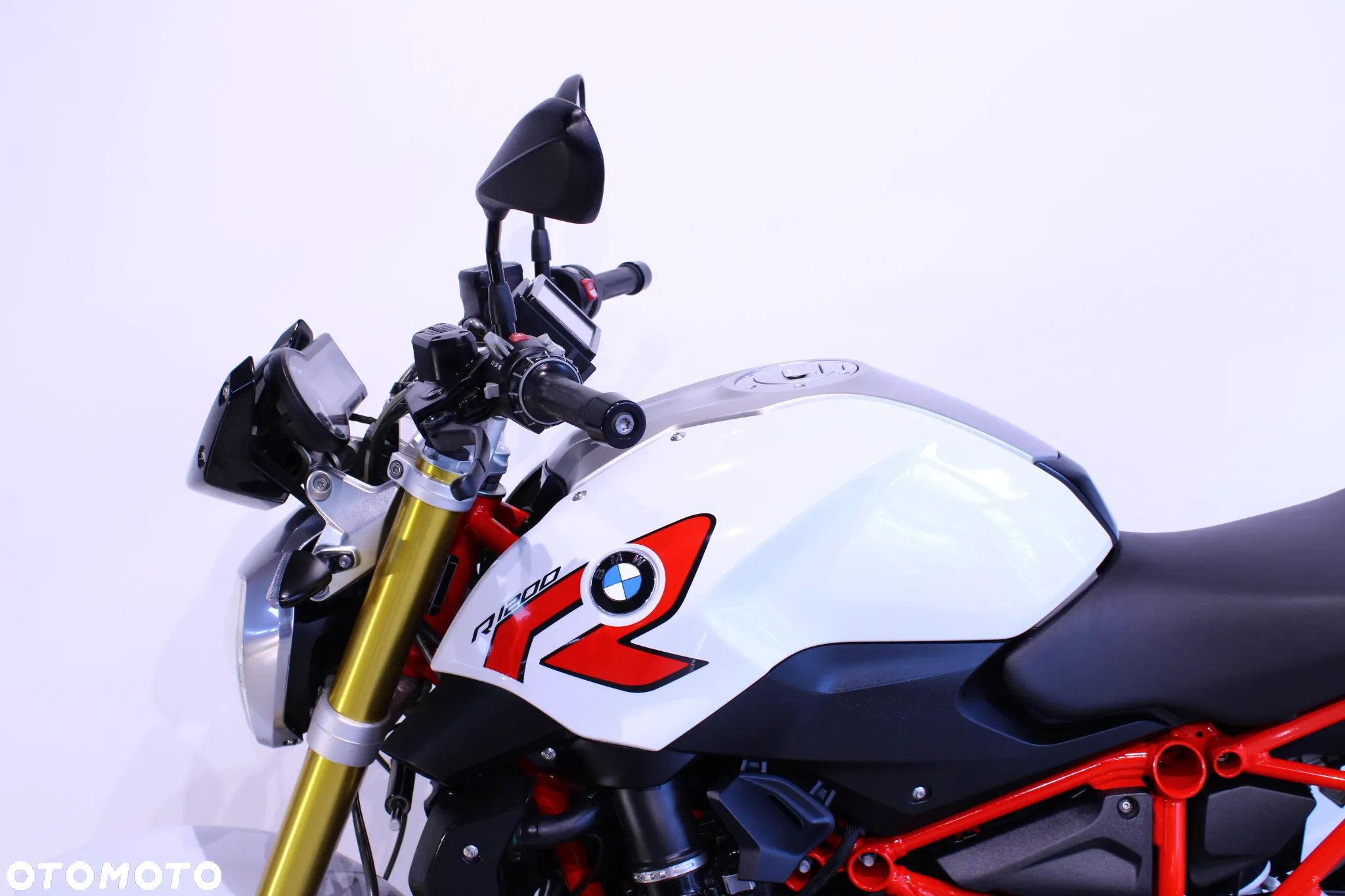 BMW R - 11