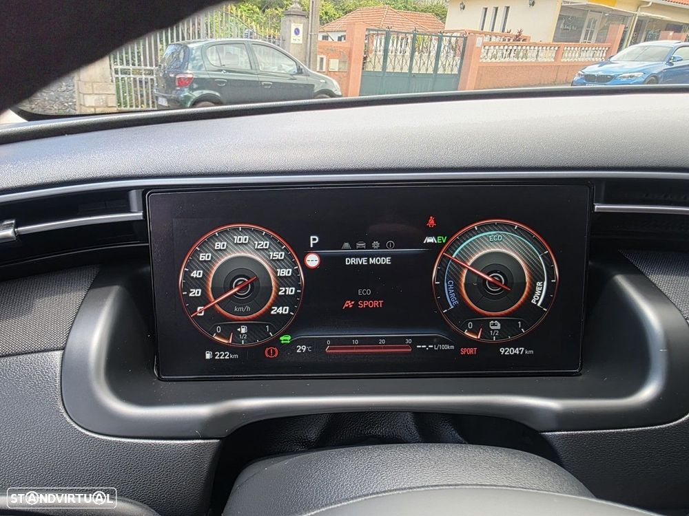 Hyundai Tucson 1.6 T-GDI HEV Premium - 12
