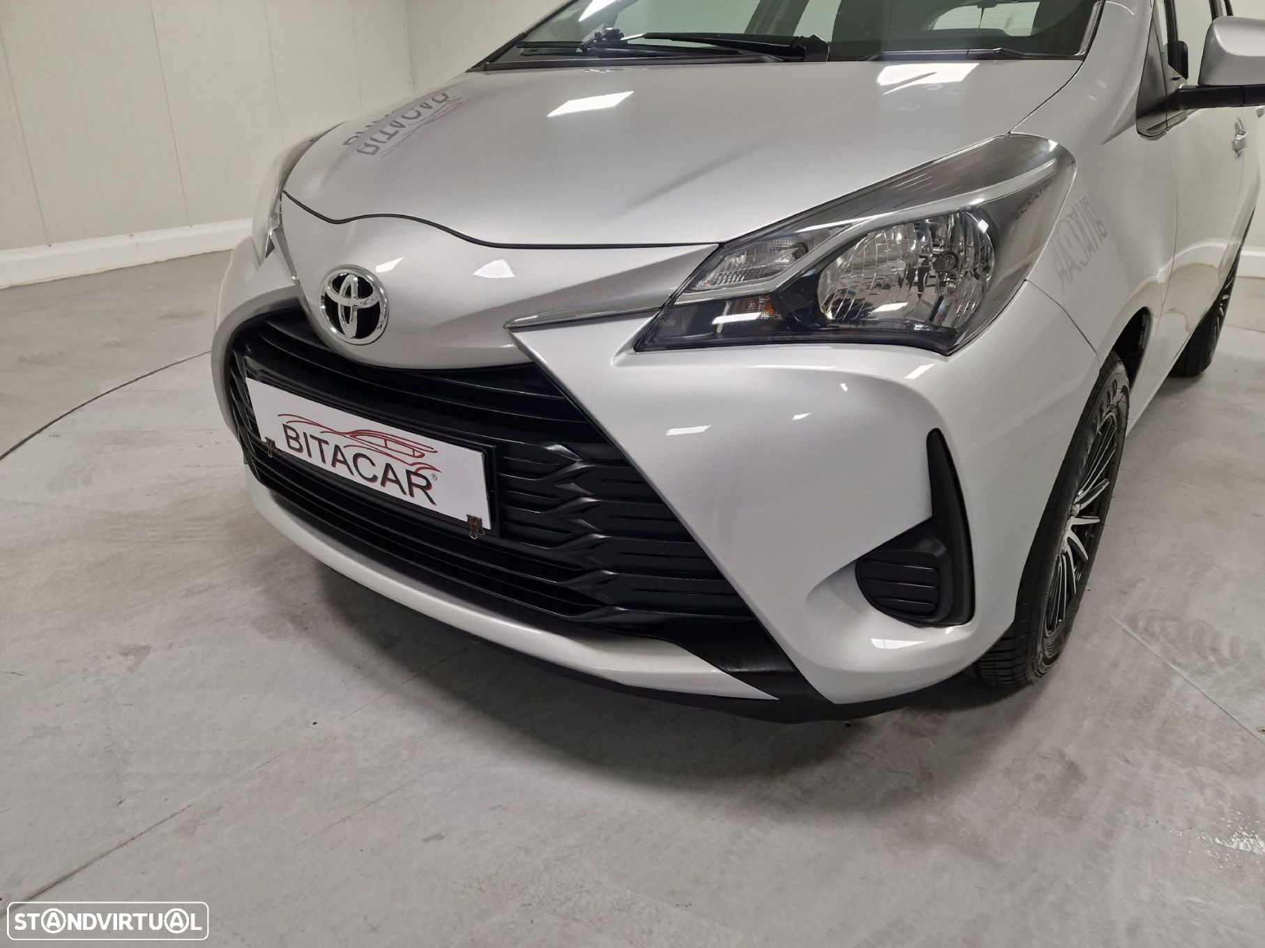 Toyota Yaris - 11