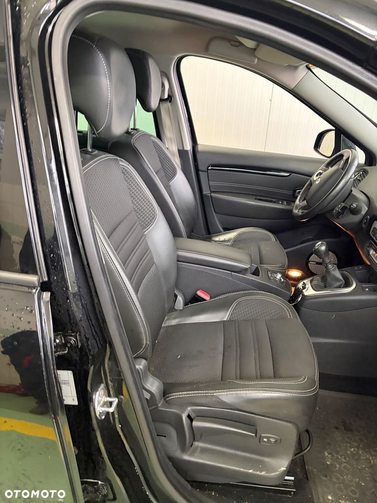 Renault Scenic Energy TCe 130 S&S Bose Edition - 24