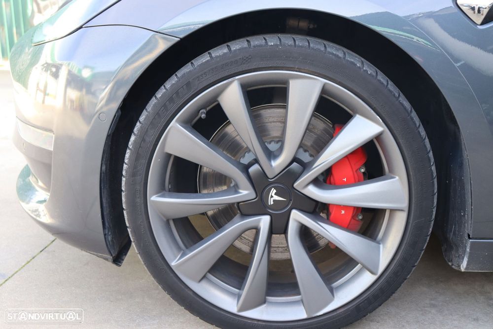 Tesla Model 3 Performance Dual Motor AWD - 23