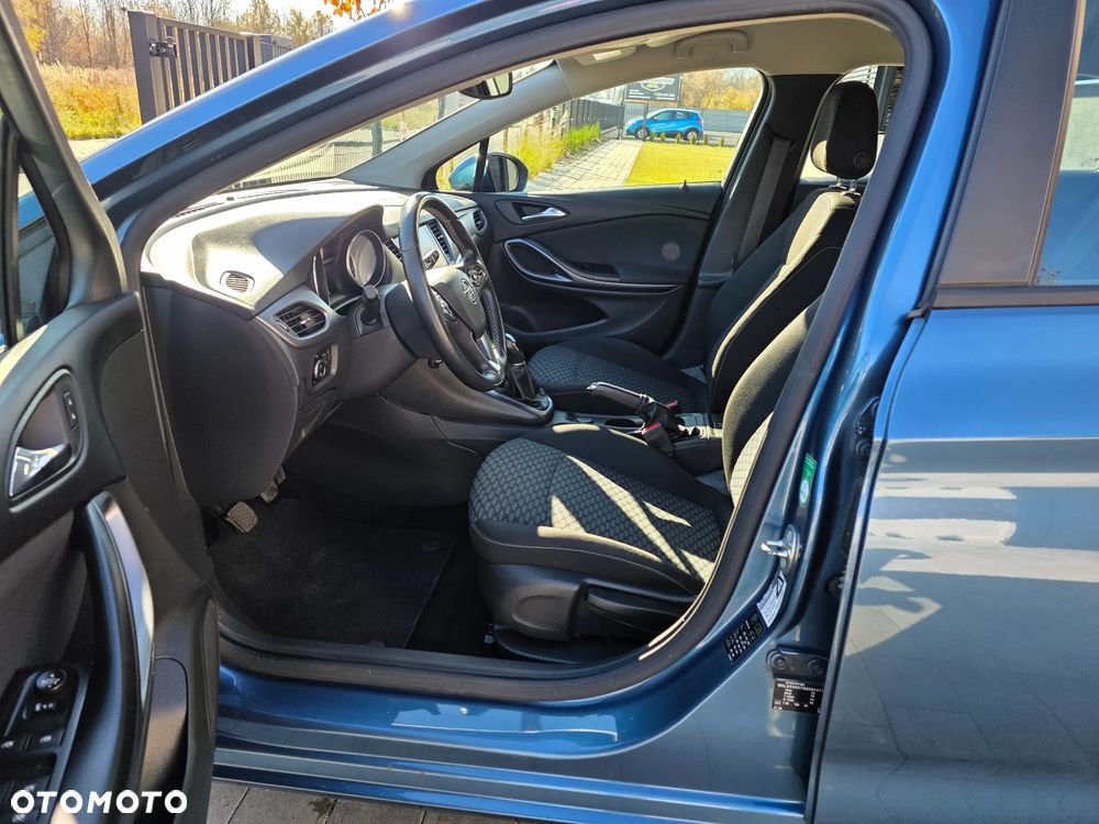 Opel Astra - 9