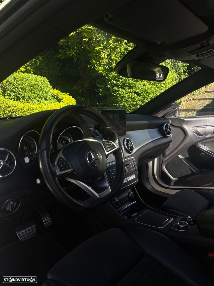 Mercedes-Benz CLA 180 7G-DCT AMG Line - 5