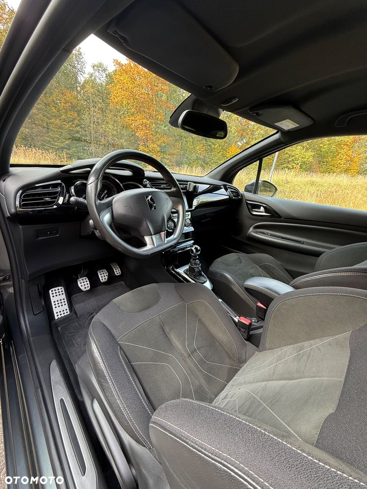 Citroën DS3 THP 165 Stop&Start SoParis - 12