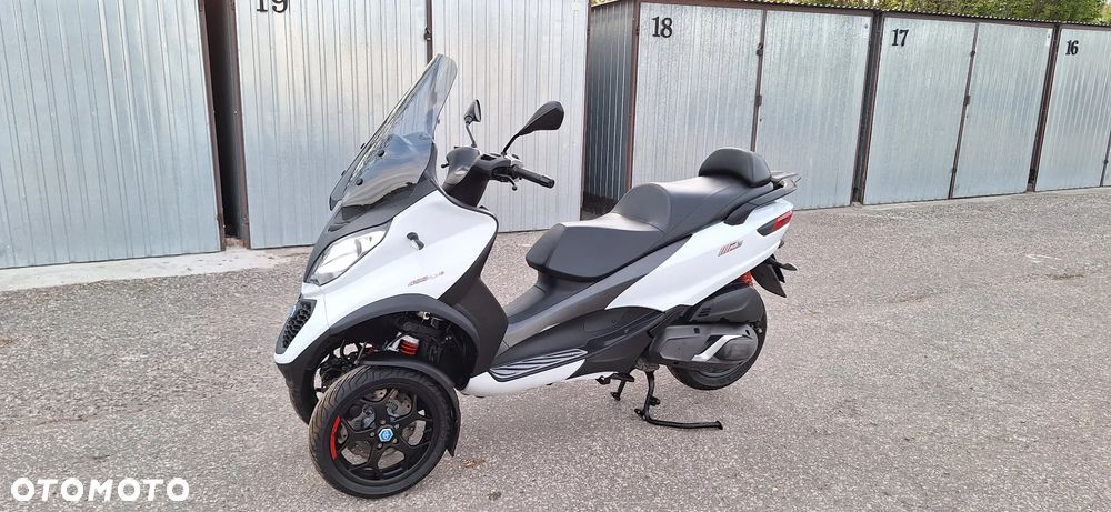 Piaggio MP-3 - 2
