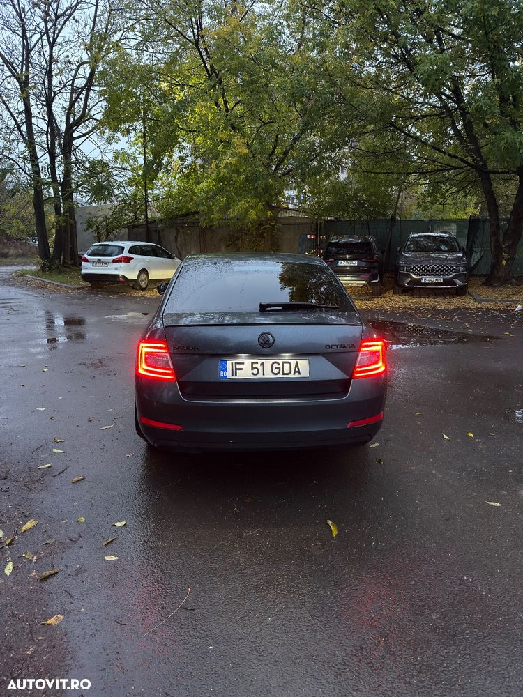Skoda Octavia 1.6 TDI Elegance - 9