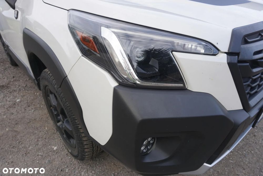 Subaru Forester 2.0i-L Platinum Black Edition EyeSight Lineartronic - 3