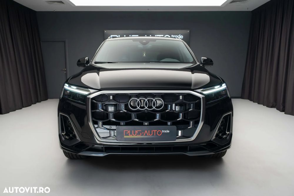 Audi Q7 55 TFSI e quattro Tiptronic PHEV S Line - 3
