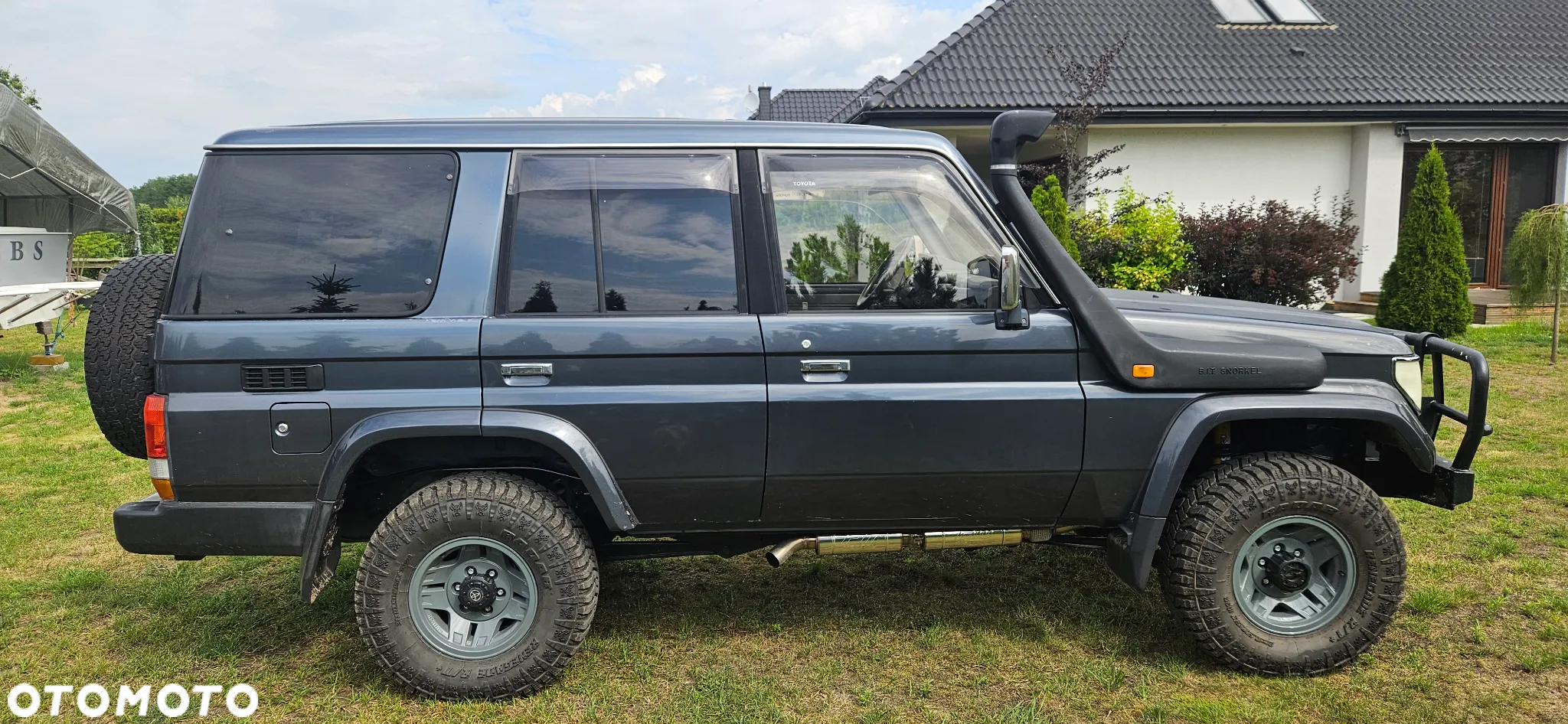 Toyota Land Cruiser - 6