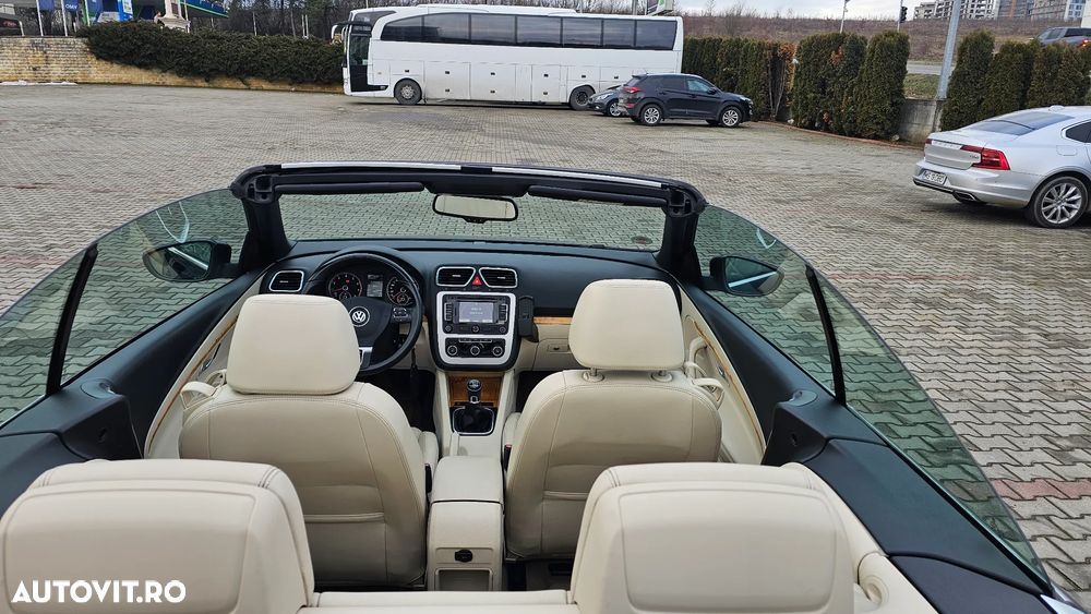 Volkswagen Eos 1.4 TSI Exclusive - 25