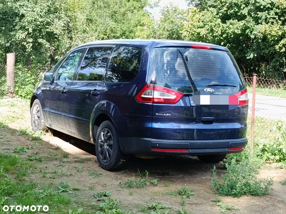 Ford Galaxy - 4