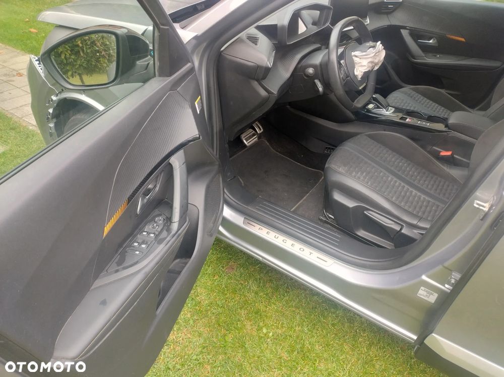 Peugeot 2008 Allure+ - 19