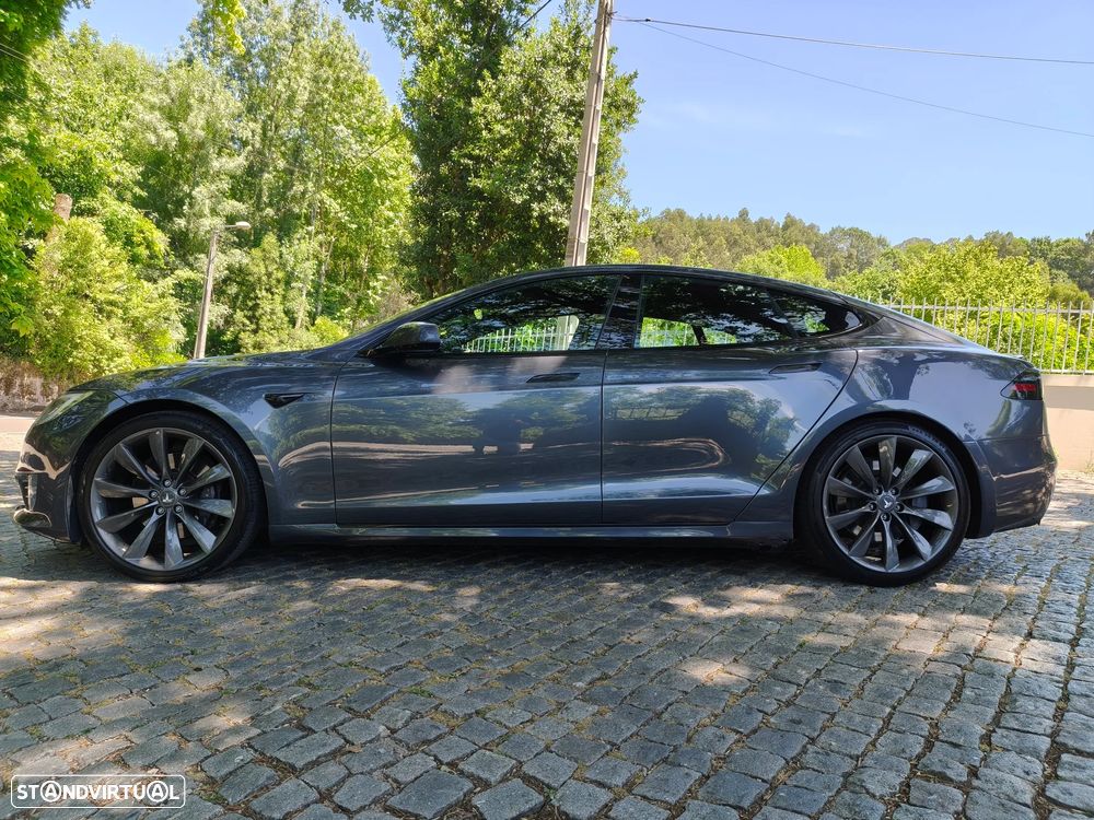 Tesla Model S 100D - 17