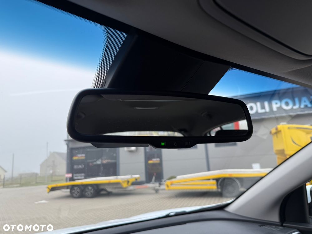 Kia Sportage 2.0 CRDI 2WD Spirit - 21