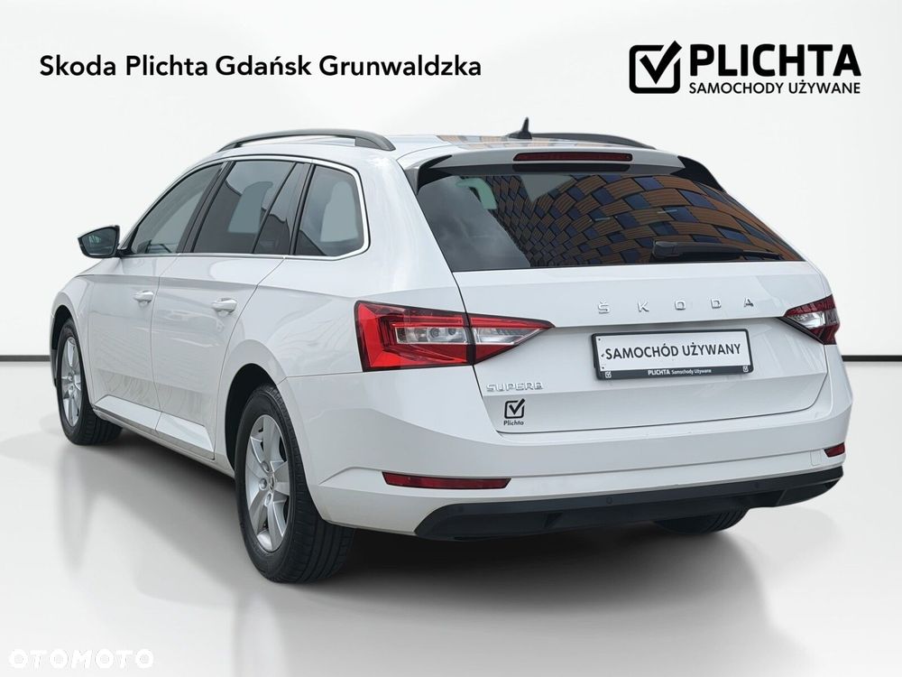 Skoda Superb 2.0 TDI SCR Ambition DSG - 8