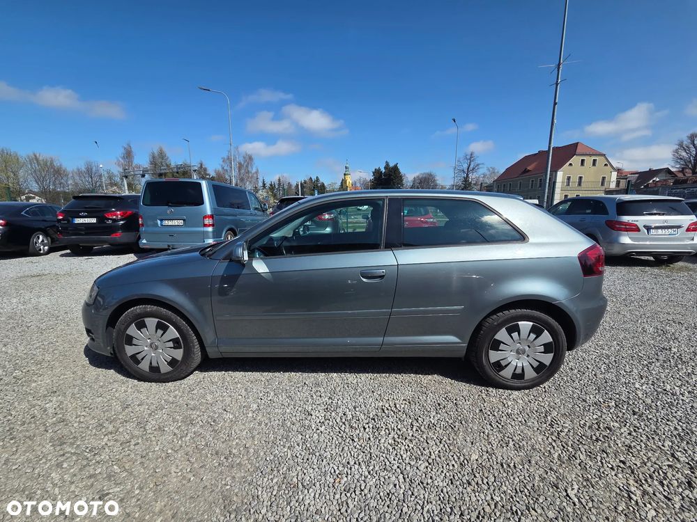 Audi A3 3-drzwiowe 2.0 TDI DPF Attraction S tronic - 2