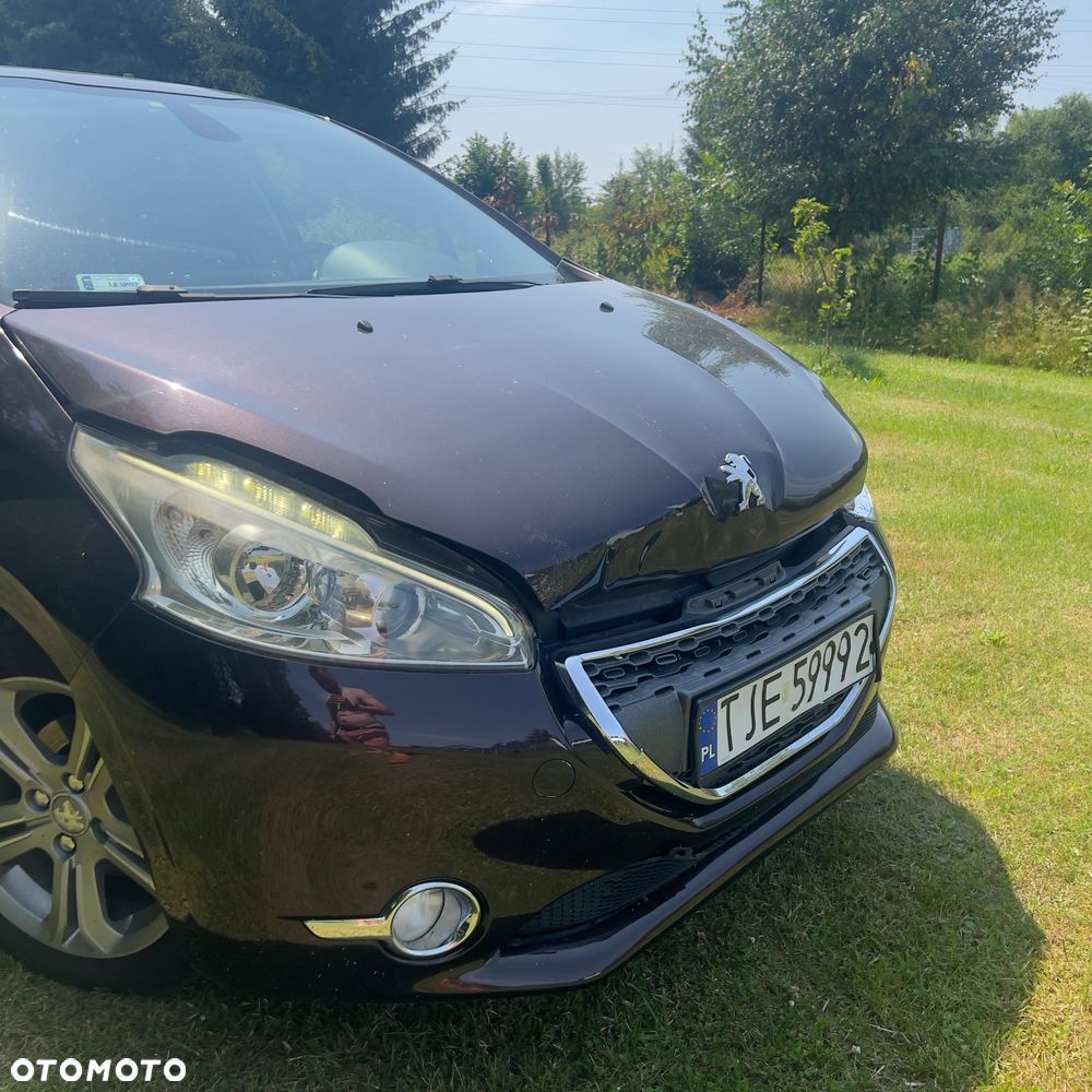 Peugeot 208 1.6 e-HDi Allure STT - 4