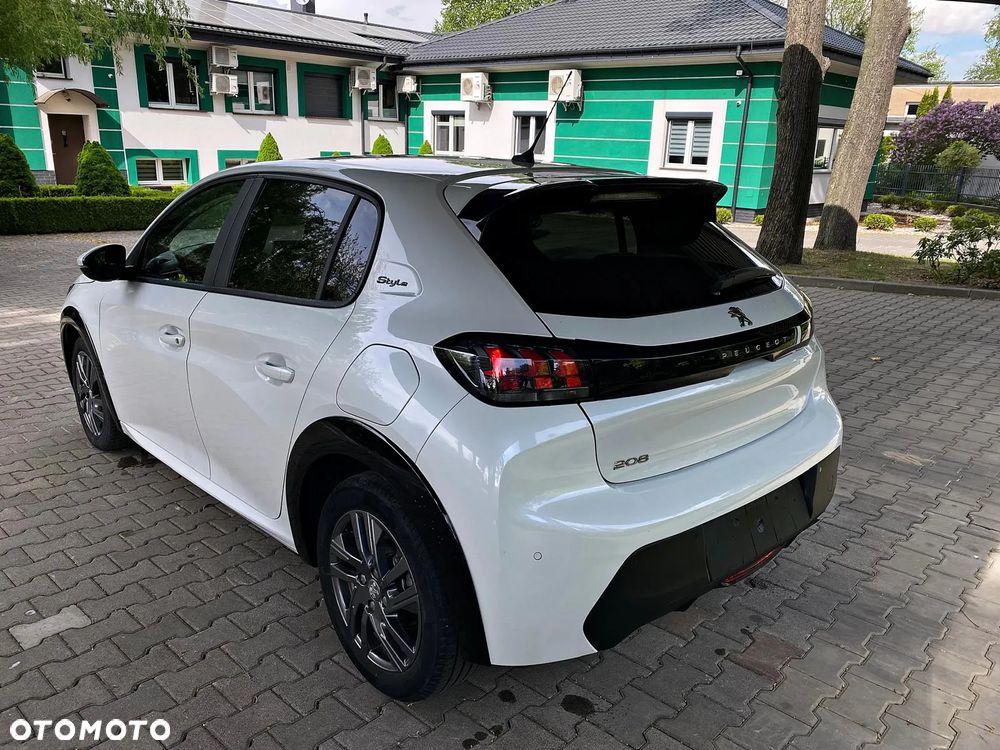 Peugeot 208 Benzin 100 Style - 2