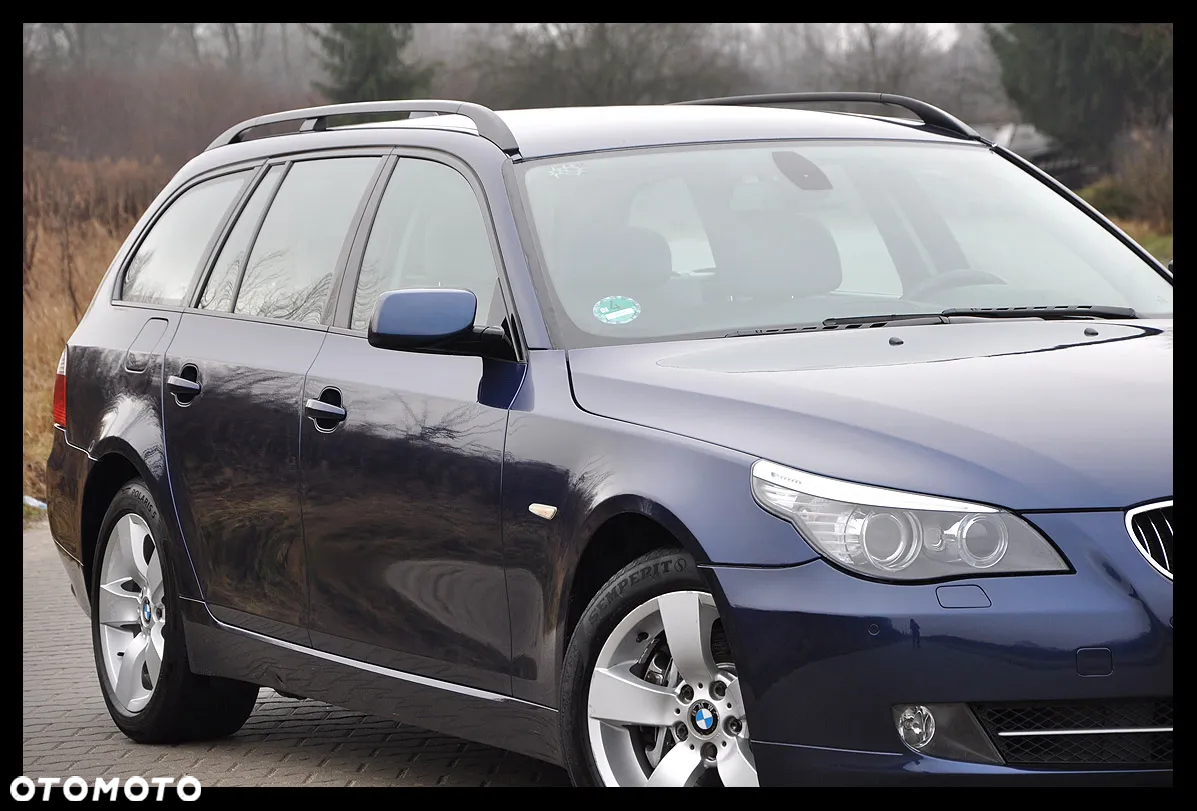 BMW Seria 5 525xi Touring Edition Lifestyle - 16