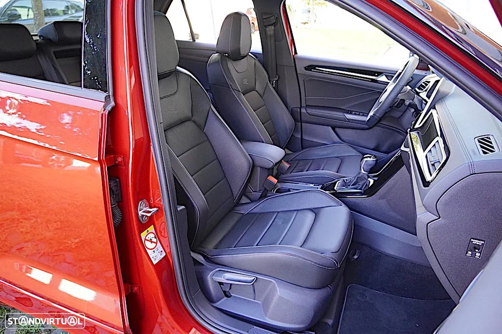 VW T-Roc 1.5 TSI R-Line DSG - 22
