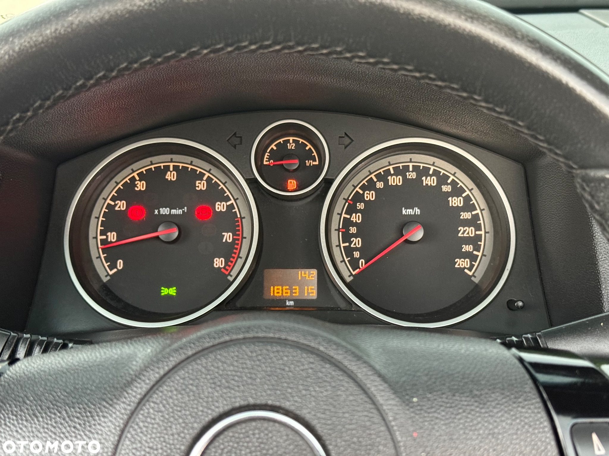 Opel Astra Twin Top 1.6 Turbo Endless Summer - 24