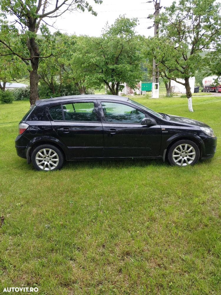 Opel Astra 1.7 CDTI - 4