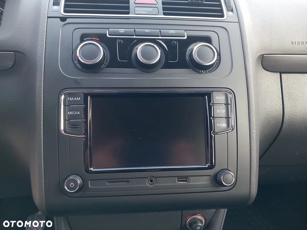 Volkswagen Touran 1.4 TSI EcoFuel Comfortline - 19