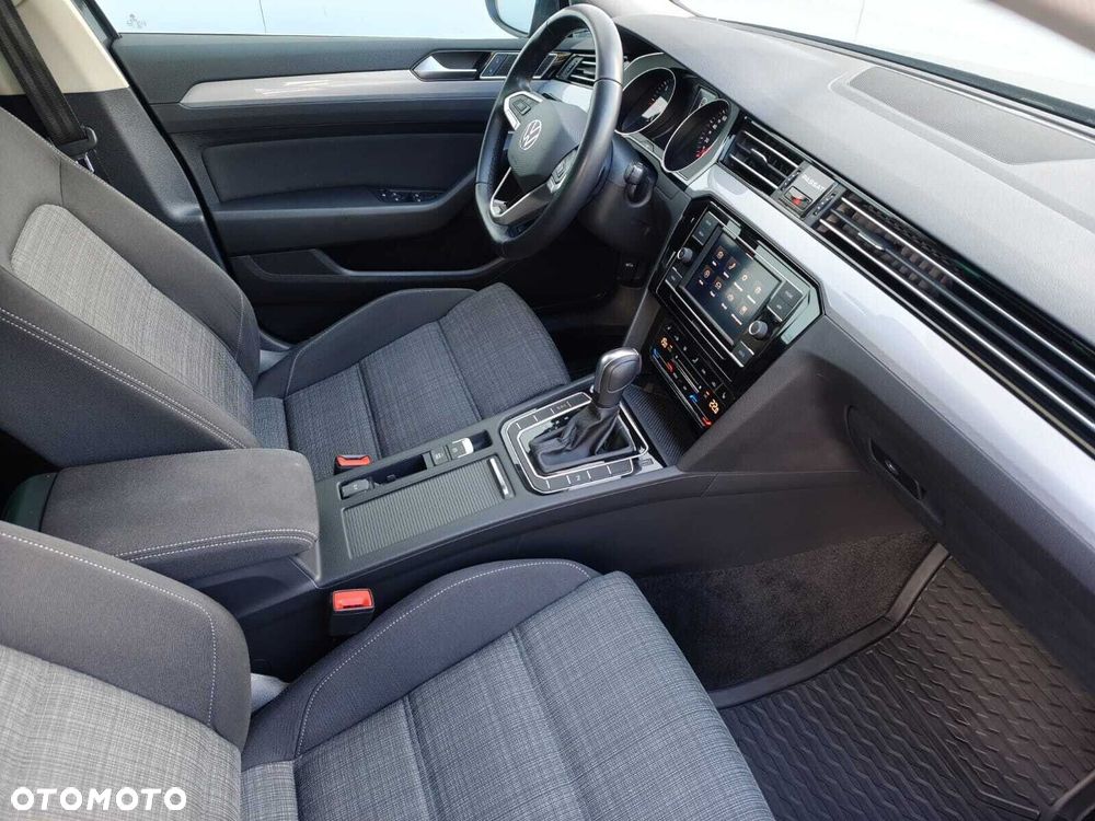 Volkswagen Passat Variant 2.0 TDI EVO Business DSG - 18