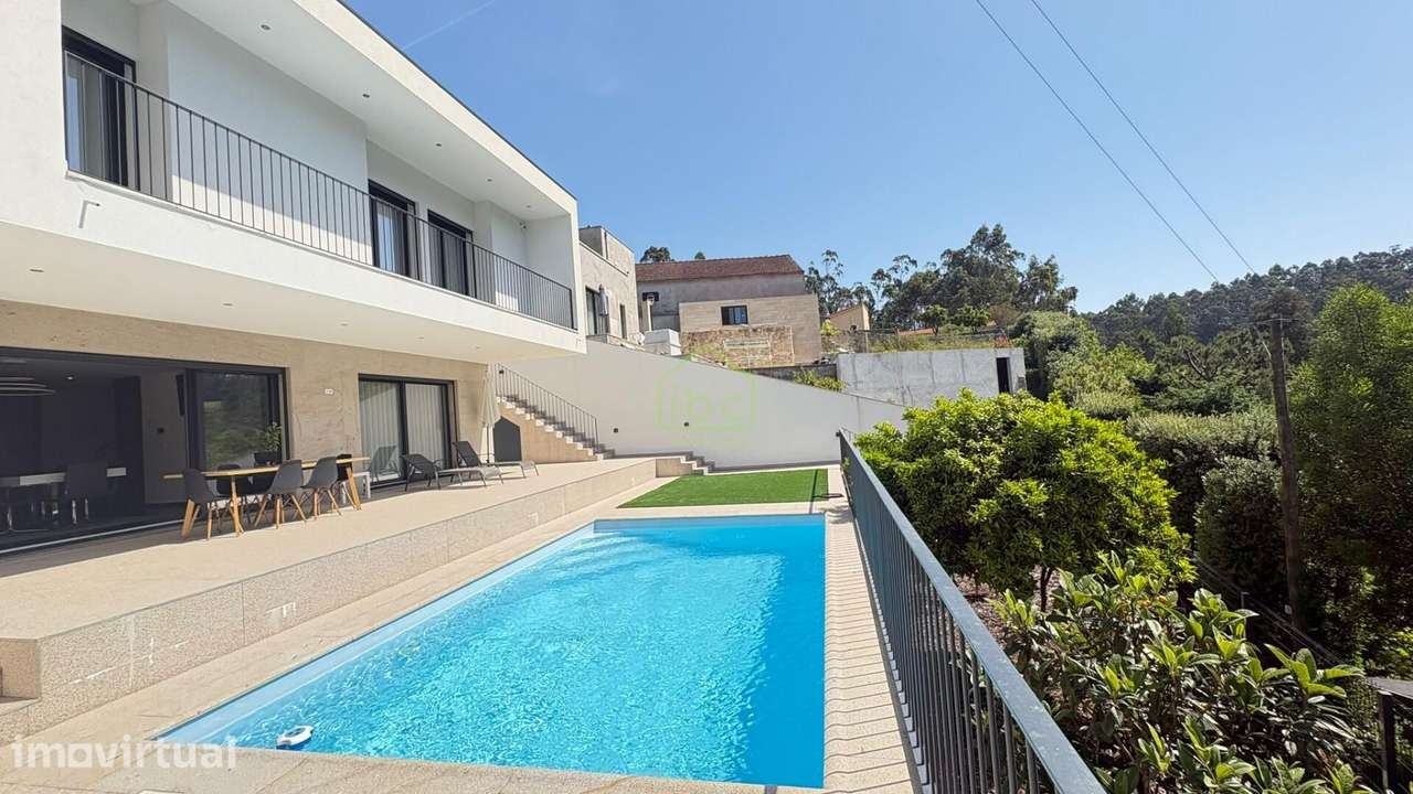 Moradia de luxo moderna, com piscina e vista rio | Vila do Conde - Grande imagem: 2/45